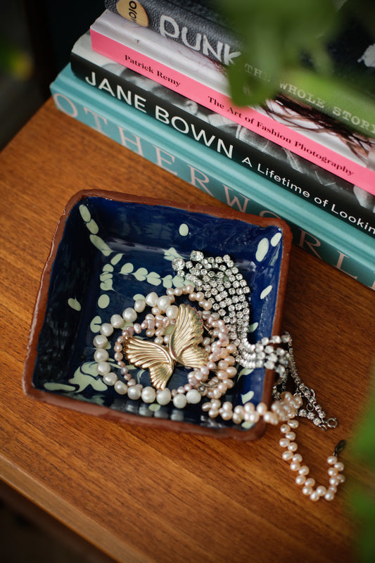 Handmade Studio Pottery Jewellery Bowl / Dish