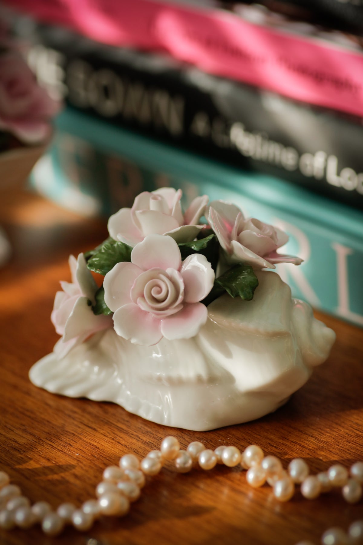 Vintage Aynsley England Finebone China May Pink Roses in a sea shell figurine sculpture