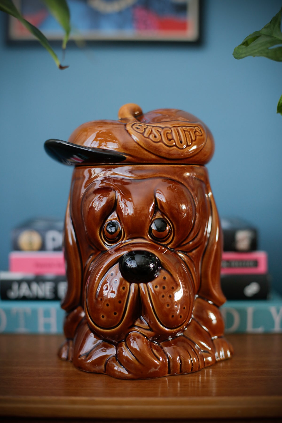 Vintage Price & Kensington Pottery Ceramic Droopy Dog Biscuits Cookies Container Jar Brown Glaze Made in England 70s