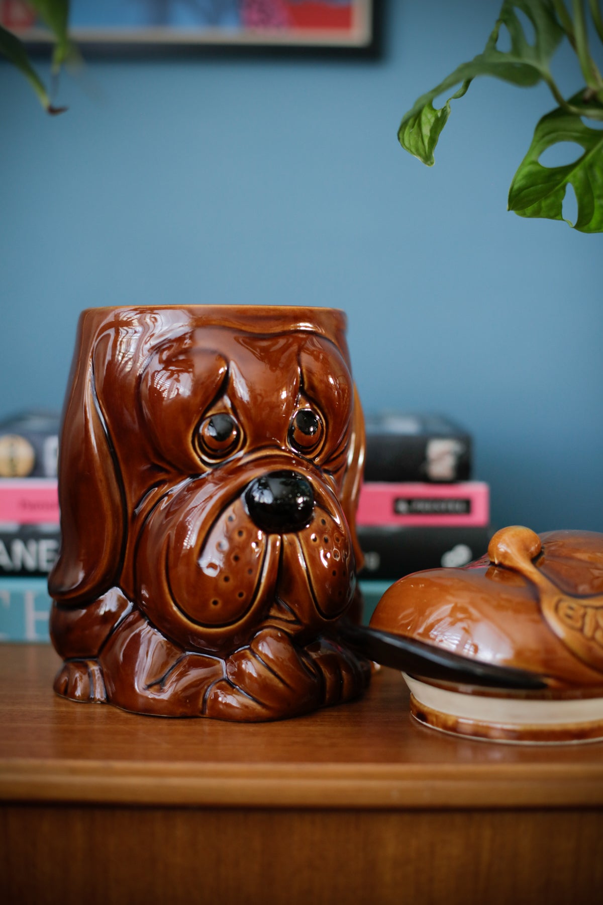 Vintage Price & Kensington Pottery Ceramic Droopy Dog Biscuits Cookies Container Jar Brown Glaze Made in England 70s